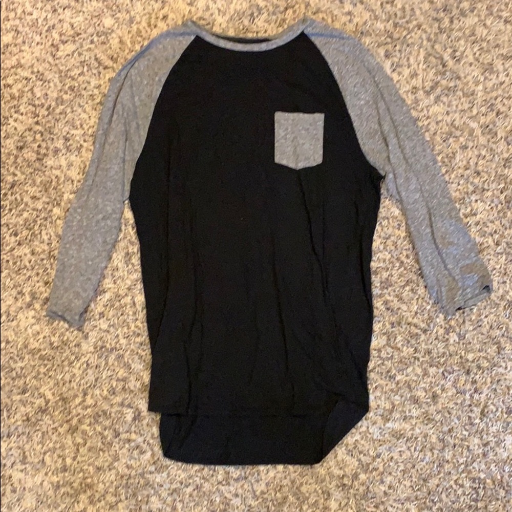 Black 3/4 sleeve t shirt